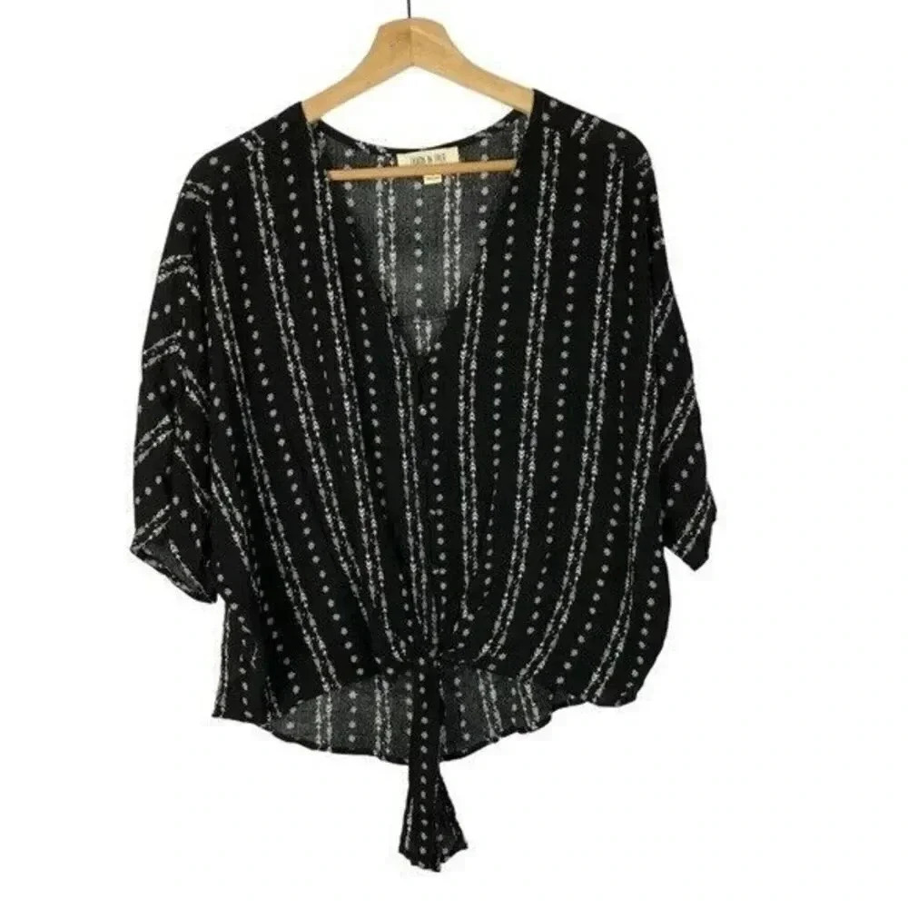 Fashion On Earth Black & White Boho Arrow Tie Front Short Sleeve Blouse L
